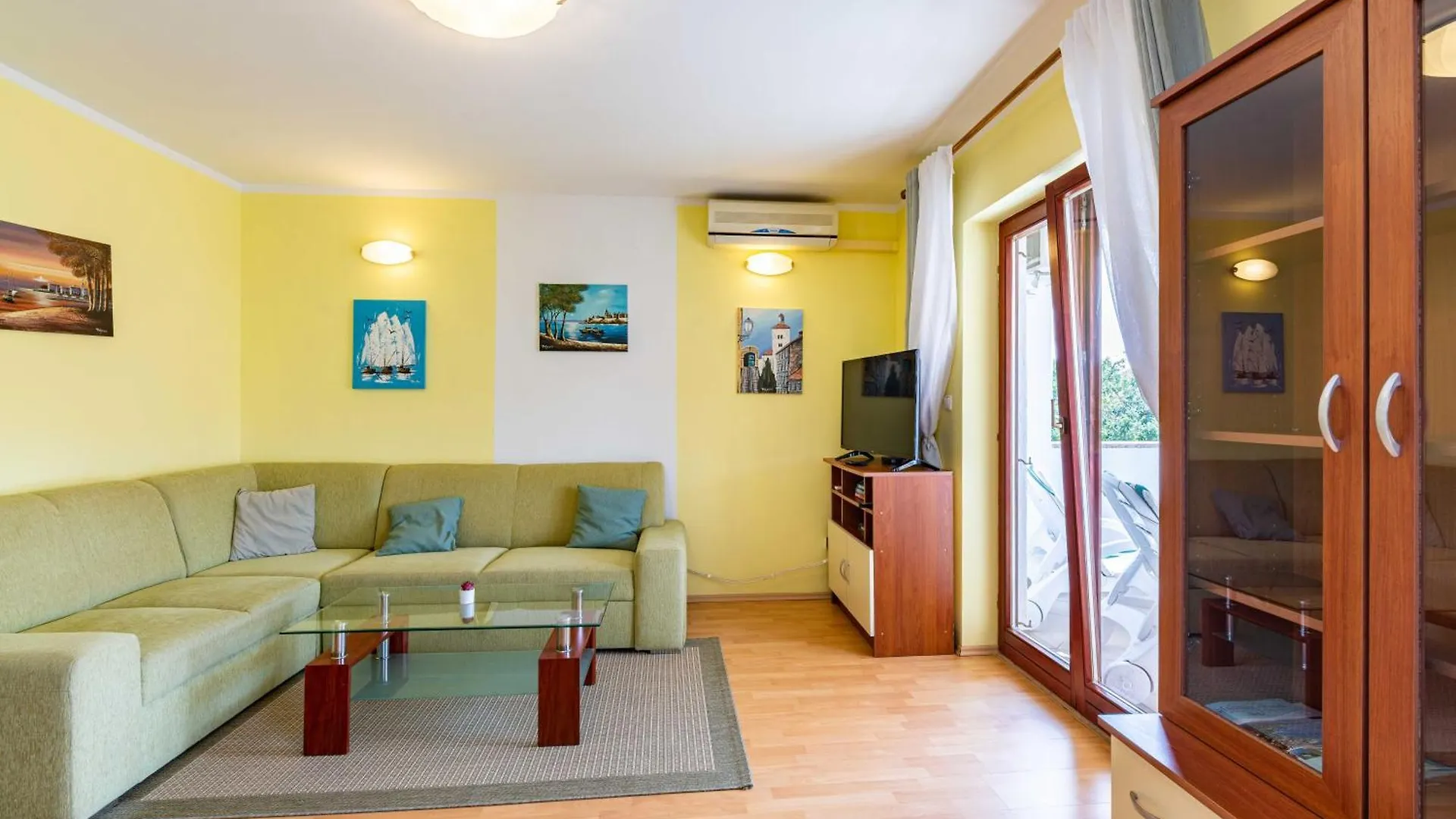 Apt Ksenija, Vantacici-Malinska, Island Krk